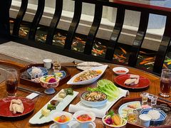 -龙悦湾酒家·八阵鱼生·渔人码头店