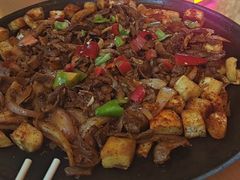 -老周炒拨拉(甘州总店)