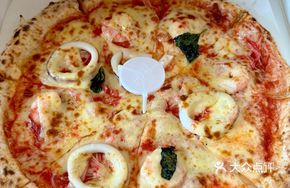 Naples Italian Seafood Pizza