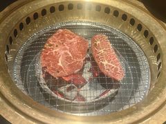-山川小町·极番烧肉(新地假日广场店)