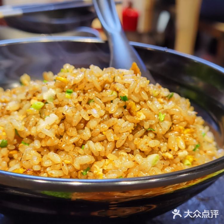 里面抽烟的也挺多所以打算换一家