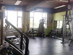 -英特健身俱乐部