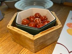 -蜜桃餐厅·伴山(湖滨商业街店)