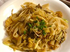 辣鱼酱炒河粉-源一咖啡馆(麒麟巷步行街店)