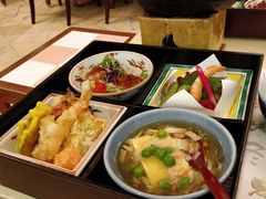 -月光园游月山庄