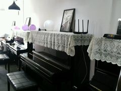 -梅纳·钢琴声乐架子鼓Mena Music(双井店)