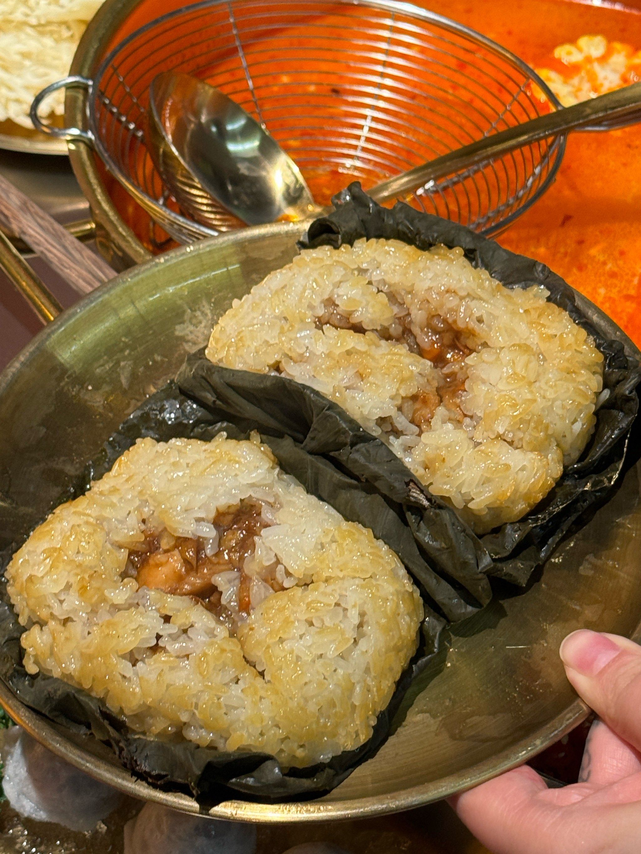 在糟粕醋店吃到香糯荷叶糯米鸡!