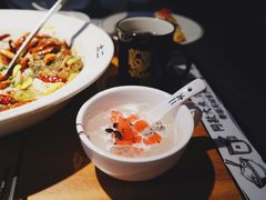 现任椰奶冰粉-太二酸菜鱼(财富购物中心店)