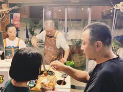 -邵建华师傅梅菜扣肉饼(麓山总店)