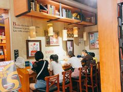 -西西弗书店&矢量咖啡(壹方购物中心店)