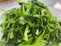 -七的湖·晚芳亭·阳澄湖农家菜·大闸蟹(莲花岛店)