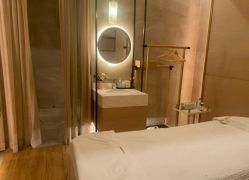-苑苑vbeauty科技美容SPA