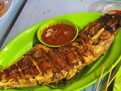 -明记烧鱼美味店