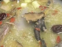 -南渝食府.墨脱石锅松茸鸡