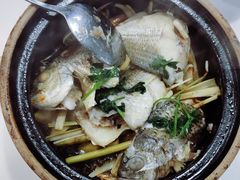 -明本湛江鸡•海鲜小厨(陈家祠店)