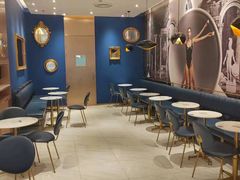 -LAVAZZA 拉瓦萨咖啡(北外滩来福士店)