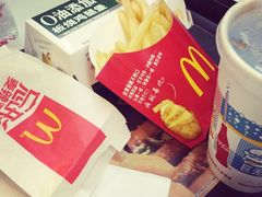 麦当劳(长宁龙之梦店)-麦当劳(中山公园龙之梦店)