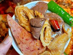 -辣尚瘾·烤鱼·新川菜(牡丹园直营店)