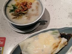 艇仔粥和招牌鸡蛋肠-华辉拉肠(宝华店)