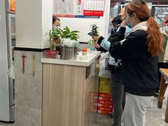 -何记酿皮店(西流湾店)