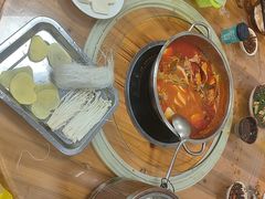 -苗侗地道红酸.酸汤鱼·酸汤牛肉