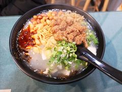 -益家凉虾(三叉路口店)