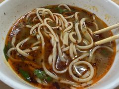 -十二忠手拉面(中华路店)