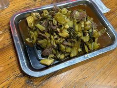 酸菜炒牛肉-新湖烧鸡(光明店)