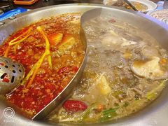 -沸炉重庆老火锅(军事博物馆店)