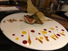 香煎鹅肝配核桃碎热情果及树莓汁-AZUL by FUEL蓝色·法式酒馆(琶醍店)