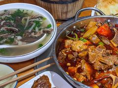 -大众跷脚牛肉馆·非遗传承单位(峨眉山店)