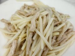 冬笋肉丝-奥华餐厅·老张记(台基厂店)