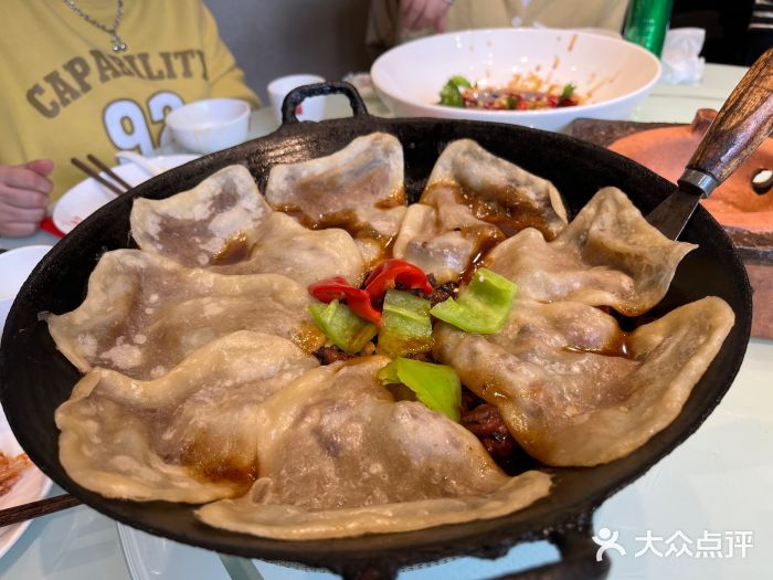 陈一道辣椒炒肉·徐州菜(六中店)地锅鸡图片