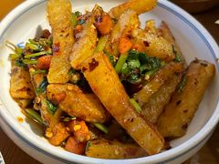 -包整·丝娃娃(一览甲秀楼风景店)