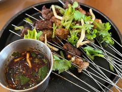 -包整·丝娃娃(一览甲秀楼风景店)