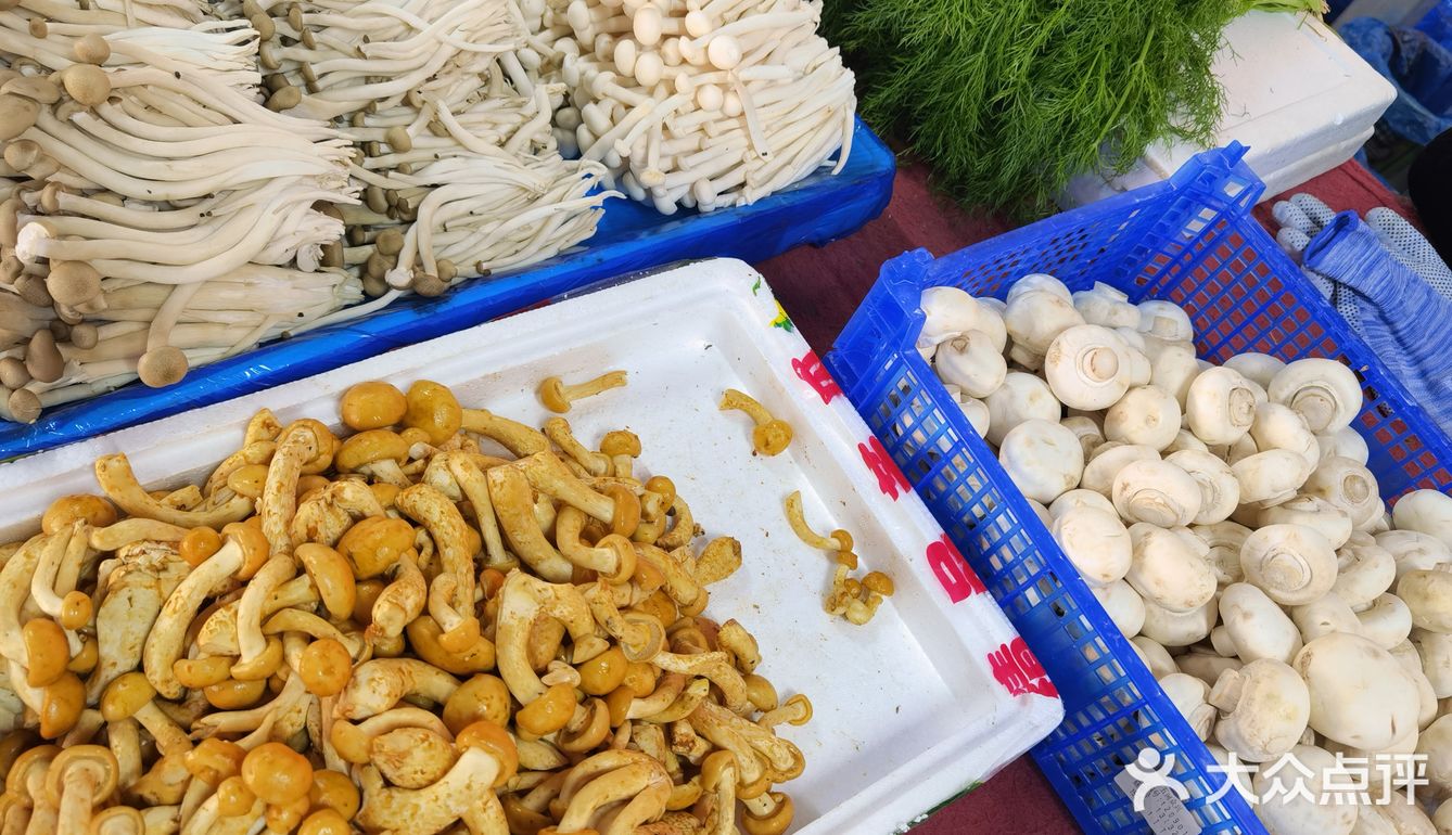国庆节逛早市