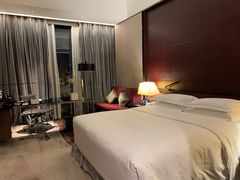 -广州天河希尔顿酒店