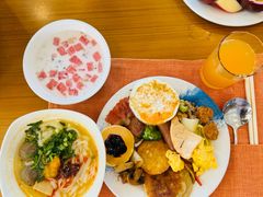 -亚龙湾希尔顿自助餐厅·海鲜·烧烤·沙滩BBQ·现场乐队