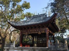 -汇龙潭