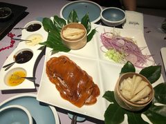 梧桐四味烤鸭-梧桐北京烤鸭·铜锅涮肉(海岸城店)