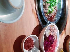 -大众跷脚牛肉馆·非遗传承单位(峨眉山店)