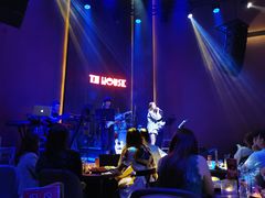 -TZ House音乐现场(来福士中心店)