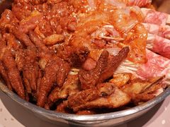 -黄记煌三汁焖锅(新佳丽江汉路店)