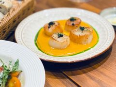 香煎带子配手指土豆泥-Bistro Les Lilas丁香花小酒馆