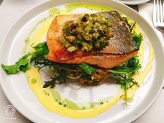 -Bully Hayes Restaurant & Bar