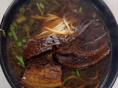 -小龙大肉面馆