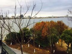 -上海滴水湖皇冠假日酒店