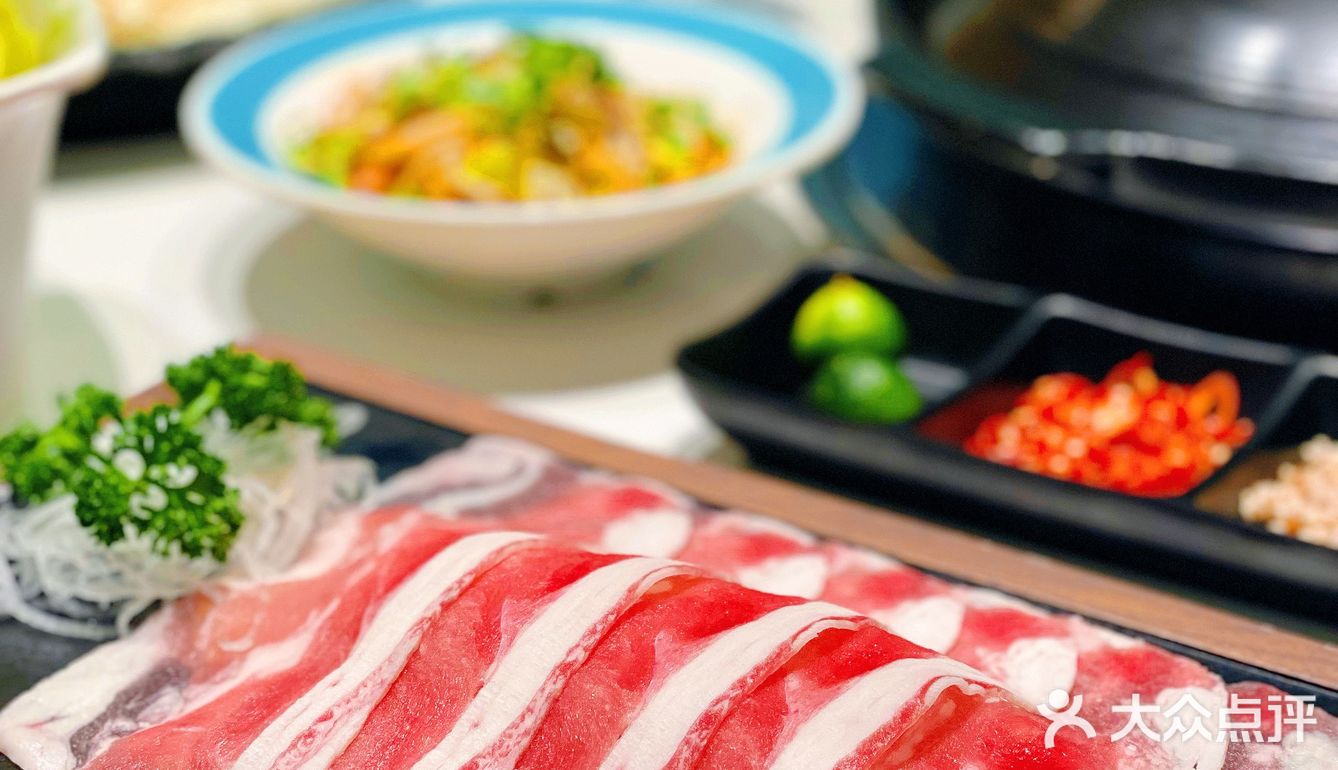 中山探店|冬天要吃热腾腾的正宗椰子鸡