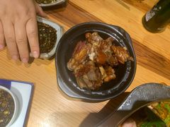 -野山舂·贵州现舂酸汤火锅(鸿通城店)