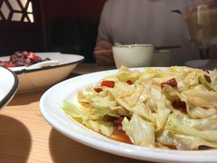 手厮包菜-湘阁里辣(南岭购物广场店)
